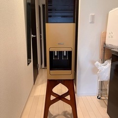 amadanaウォーターサーバー　ブラウン