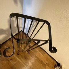 オシャレアイアンシューズラックの画像