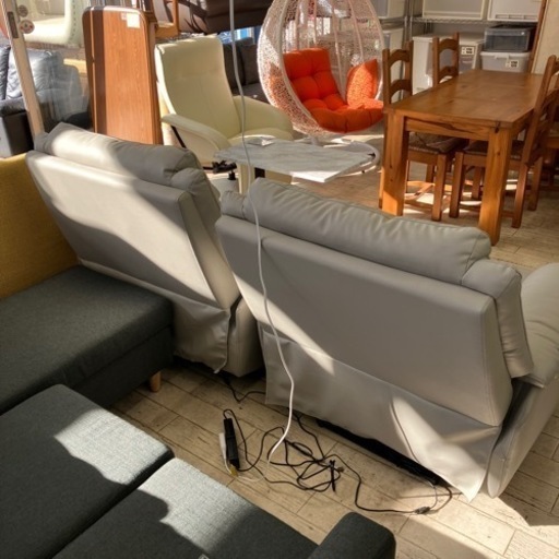 定価148,000円　【✨数ヶ月使用✨本革✨電動✨オシャレなグレーカラー✨リクライニング】2Pソファ レザー