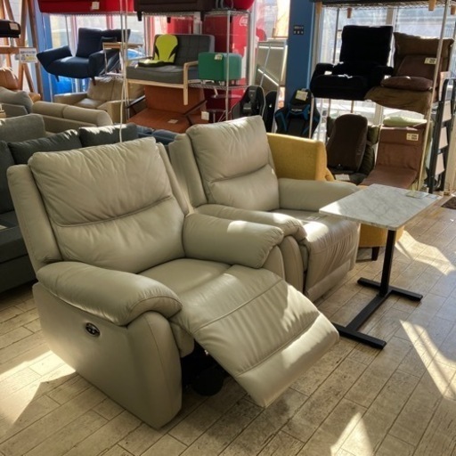 定価148,000円　【✨数ヶ月使用✨本革✨電動✨オシャレなグレーカラー✨リクライニング】2Pソファ レザー