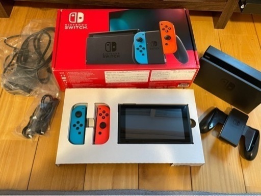 Nintendo switch ジョイコン2個付き