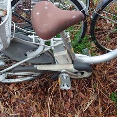 電動自転車あげます、鍵なし動作確認してません。の画像