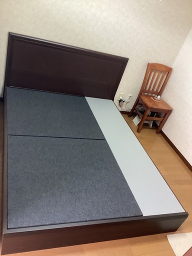 【受け渡し予定あり】収納付きベッド - ワイドダブル (国によってはクイーン？)