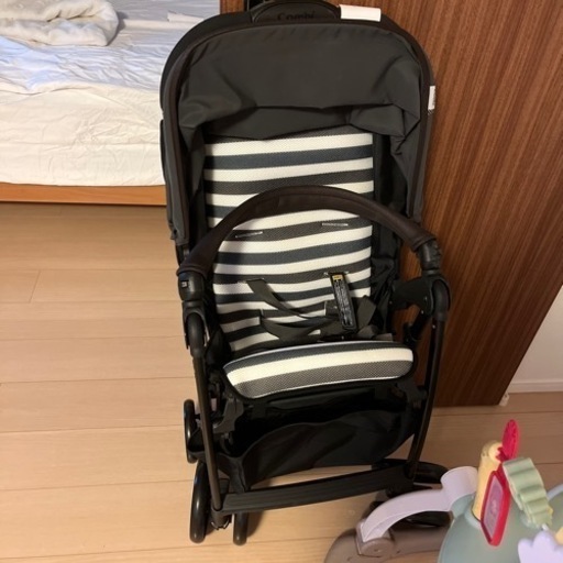 コンビエッグショックB型ベビーカー新品
