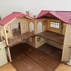 シルバニアファミリー　赤い屋根の大きなお家の画像