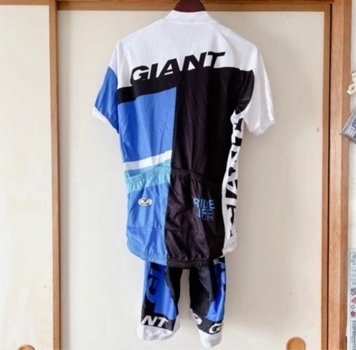 【サイクリングセット】GIANTサイクリングジャージ2着、KABUTOヘルメット