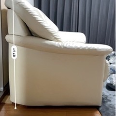 白いソファー お譲りします。の画像