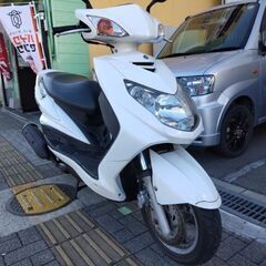 ヤマハ　シグナスＸ　ＦＩ国内仕様・バッテリー新品の画像
