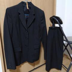 特価！上下セット　レディース　グレー系ストライプ柄スーツ上下セッ...