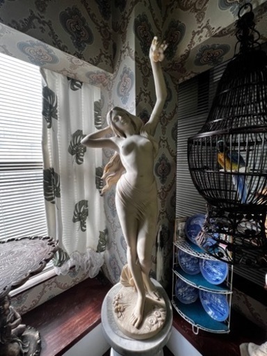 アンティーク家具　ヴィーナス像