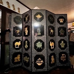 中国　古玩玉石神獸細密彫刻衝立　