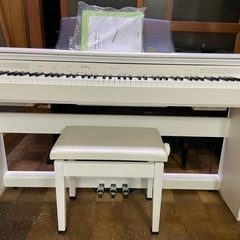 美品 2016年製カシオ電子ピアノCASIO PX-760WE Privia 88鍵盤 イス付き