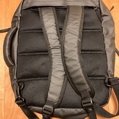 【最終値下げ】クイックシルバー　雨天耐候性3WAYビジネスバック リュック バックパックの画像