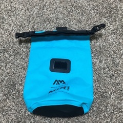 【受け渡し予定あり】防水バッグ　ミニ