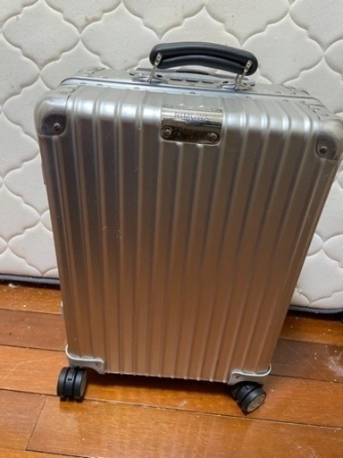 リモアスーツケース