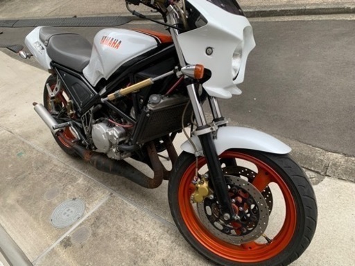 r1-z 実働　絶版　2スト　カスタム　フロントタイヤ新品