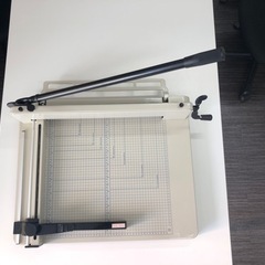 大型裁断機・ペーパーカッター　A3サイズ