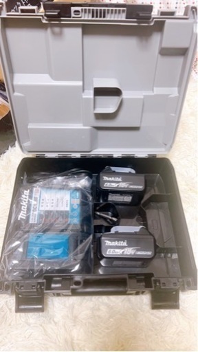 マキタバッテリーBL180+充電器＋ケース