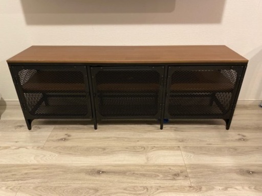 IKEAのテレビ台