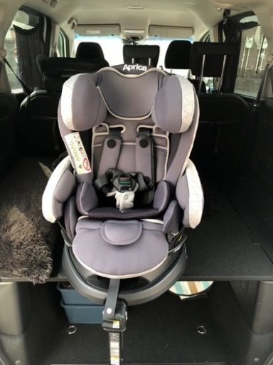 アップリカ チャイルドシート フラディア グロウ ISOFIX Aprica
