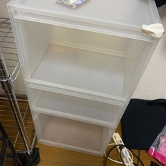 大きな棚を出品する　他の家具は全部無料！の画像