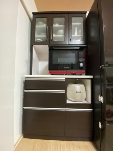 食器棚　（美品）　ニトリ　レジューム　コンセント付き