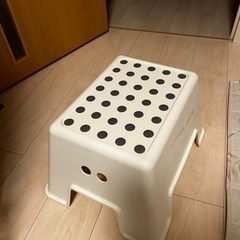 小さな椅子