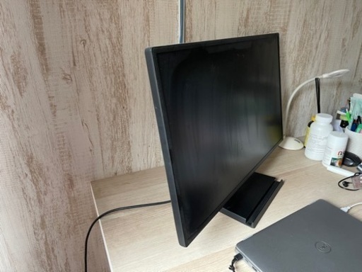 27インチ液晶ディスプレイ