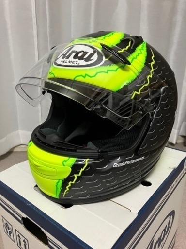 ヘルメット　アライ　クアンタムJ