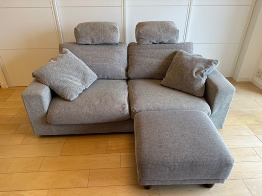 モーダエンカーサの2.5人掛けソファ