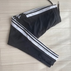 adidas パンツ ②
