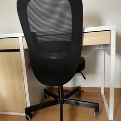 IKEA MICKE ミッケ　IKEA製イス付きの画像