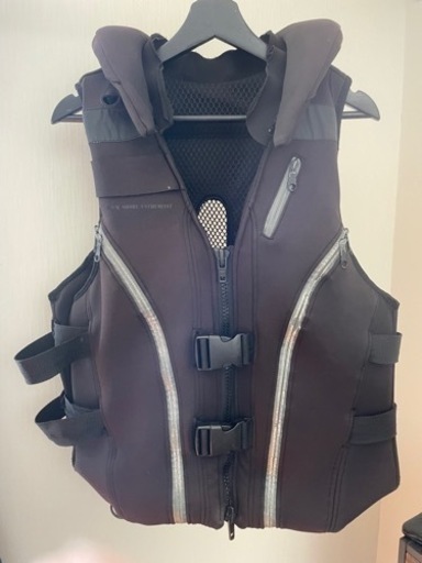 フローティングベスト