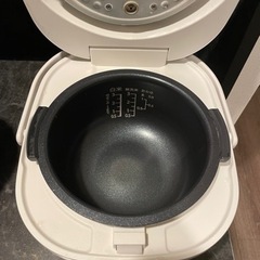 【シャープ】【無料】3号炊き炊飯器の画像