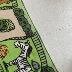 子供部屋　カーペット　動物園の画像