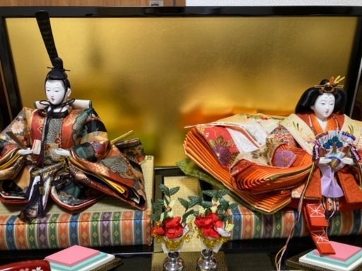 とても綺麗なお雛様です。