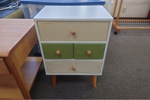 お取引き中です！収納家具　小さめ　シンプルです★