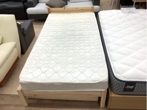 ニトリのシングルベッドをご紹介します。