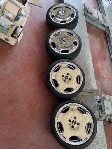 エステイタスホイール　16インチ6.5j