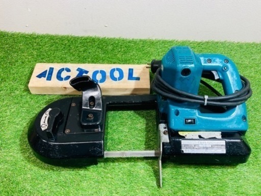 中古品● makita ポータブルバンドソー 2106