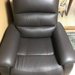 NITORI ニトリ 1人用電動本革リクライニングソファ 1人掛け用ソファー 電動リクライニング フットレスト Nビリーバ 本革 レザーの画像