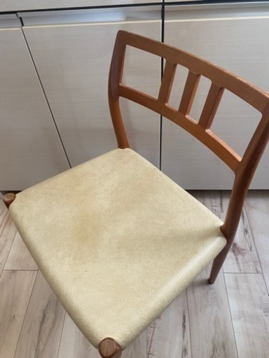 4脚セットなら10万円】北欧 デンマーク J.L. Moller No.79 本革