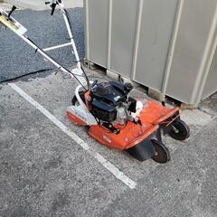 値下げしましたクボタ自走式草刈機の画像