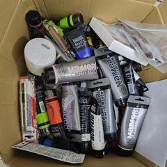 「受け渡し決まりました」美術 セット 絵の具 鉛筆 など