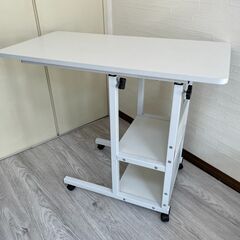 サイドテーブル