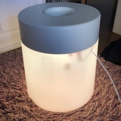 IKEA 照明付スツール