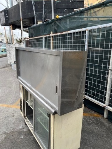 ステンレス　吊戸棚