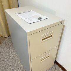 【引渡済】【美品】ファイリングキャビネット 2段 A4 鍵付き ...