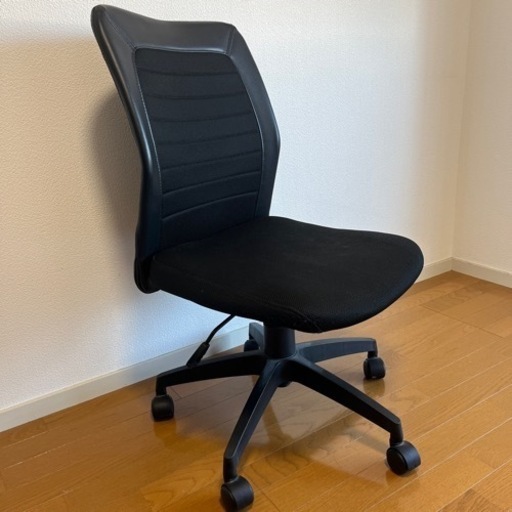黒デスクチェア　受け取り手決定済み
