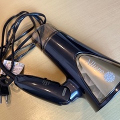 Allure ドライヤー　1200w 2017年製の画像